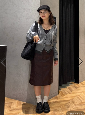 JS2025秋冬 复古亮面PU皮百搭中裙QC