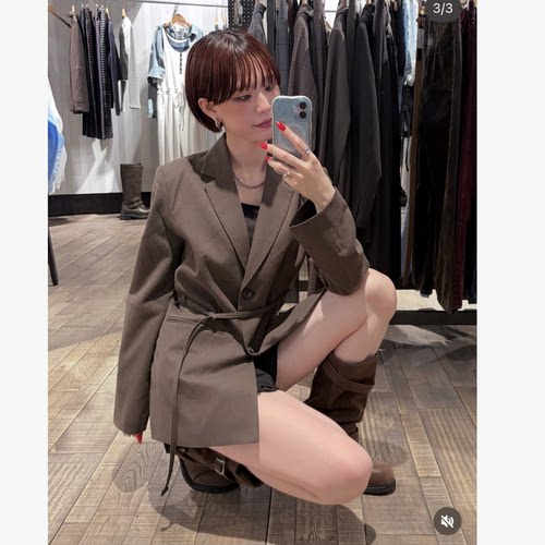 JS2026秋冬 大牌感系腰带立体开衩西装外套