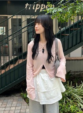 kas2025SS 胸前镂空设计螺纹慵懒喇叭袖T恤QC