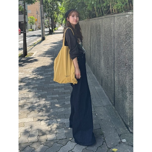 纯正 扎实大容量字母印花多巴胺帆布包 2026早春