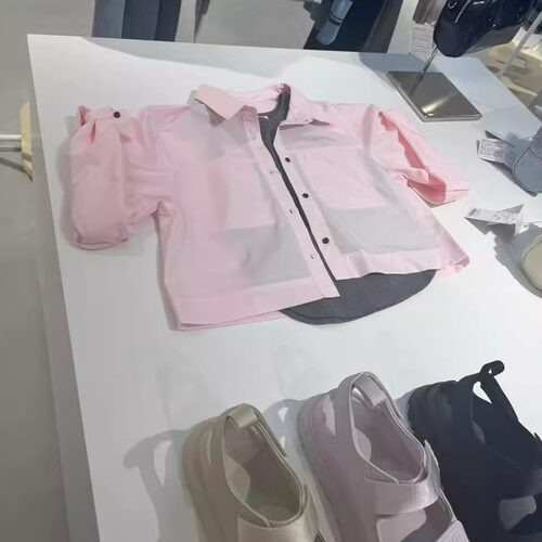 K*F2025夏季 宽松短款大摆可卷边袖子衬衫QC