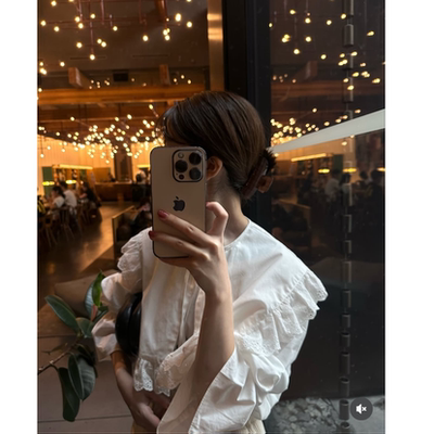 lawgy2025秋季 超大独立荷叶领甜美喇叭袖衬衫