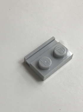 全新LEGO乐高零件配件MOC 32028 1x2 单侧滑轨板 4211568 浅灰色