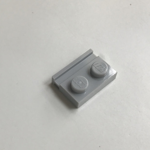 全新LEGO乐高零件配件MOC 32028 1x2 单侧滑轨板 4211568 浅灰色