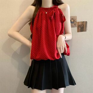 港风红色露肩波点雪纺衫女夏新款遮肚无袖挂脖花苞娃娃衫背心上衣