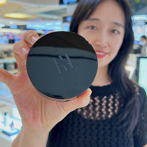 hera赫拉黑金气垫新款控油正品