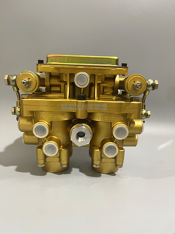 半挂车货车刹车泵三桥同步制动超前继动阀抓地虎变压百吨柔刹大王