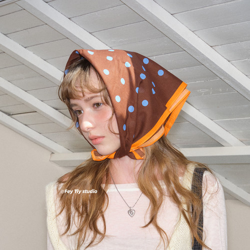 波点小方巾春秋时髦复古装饰丝巾