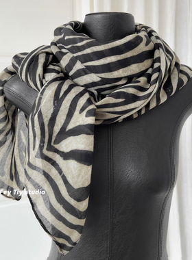 feytiy 加大加宽 斑马纹丝巾秋冬时髦百搭装饰薄款围巾披肩女新款