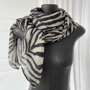 围巾披肩女新款 feytiy 饰薄款 斑马纹丝巾秋冬时髦百搭装 加大加宽