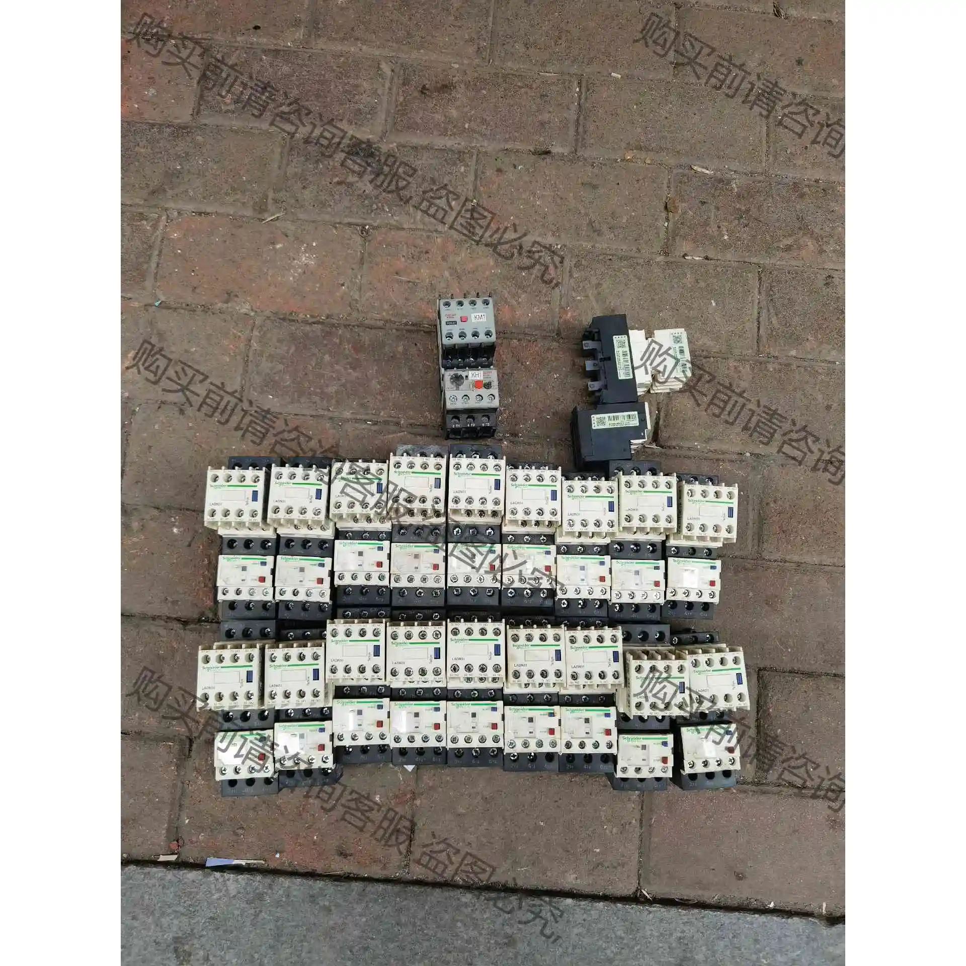 施耐de接触器，电柜拆机原装正品LC1D38M7C+LADN3 议价 品质保证