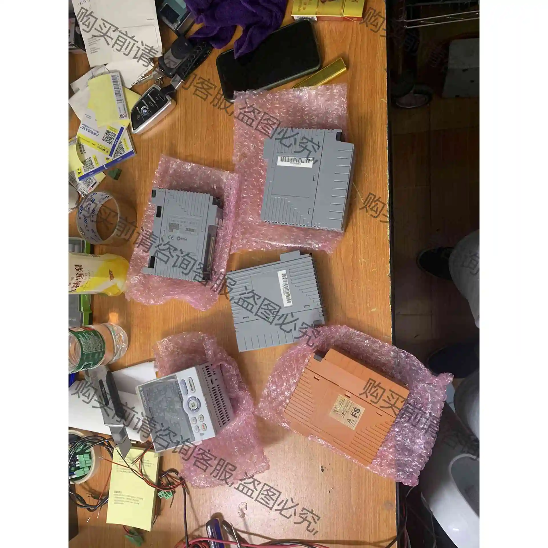 横河plc模块，全新货，bu过厂里故意搞了点小划痕，bu过bu影响 议