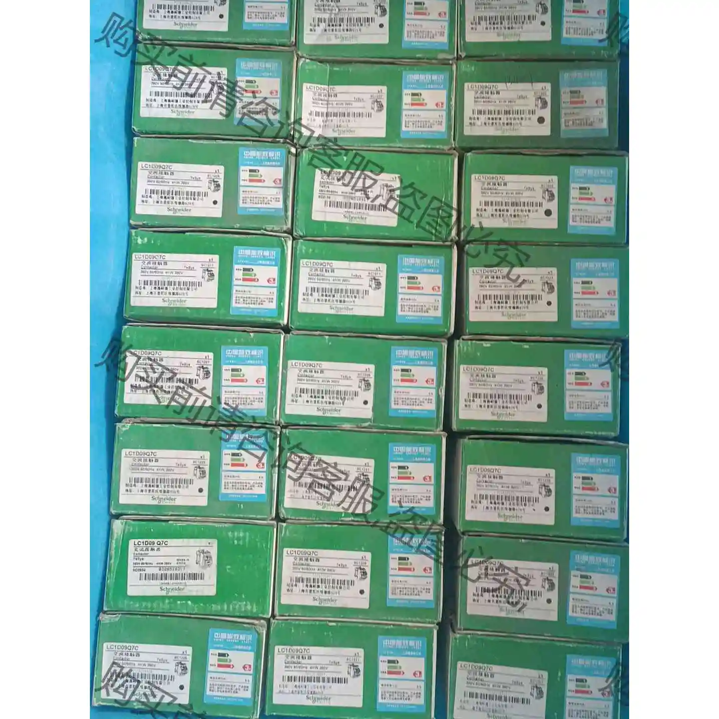 施耐de全新原装正品交流接触器LC1D09Q7C,共39pcs 议价 品质保证
