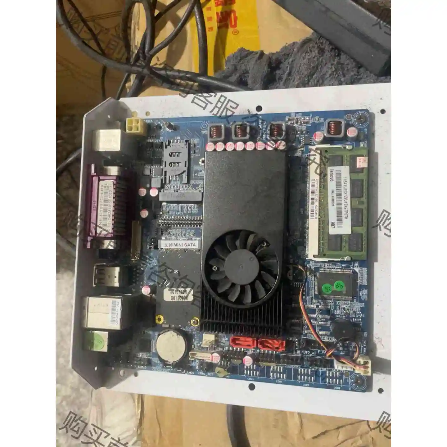SNE-C1037CH-R2 2G 32G固态 ，一共拆机7 议价 品质保证