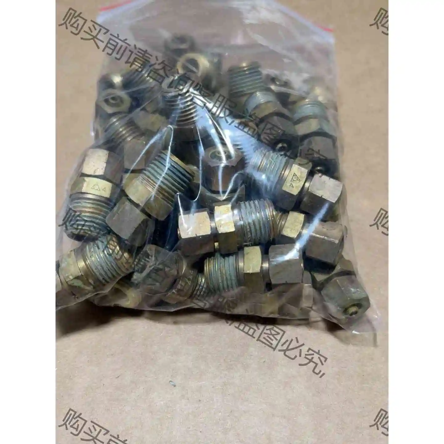 日本进口霓达摩尔黄铜卡套接头 螺纹直通C4N6*4-PT1/ 议价 品质保