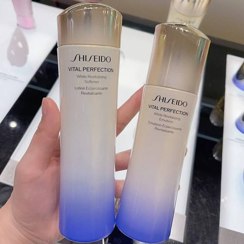 资生堂悦薇珀翡亮肤滋润水乳套装