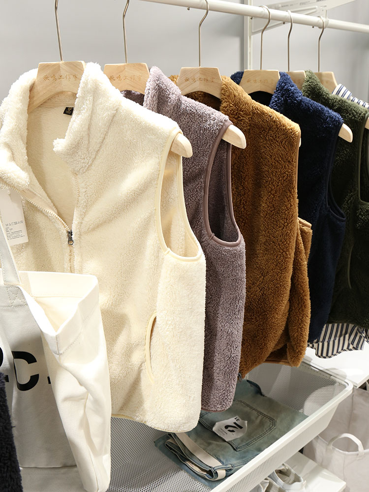 柔软珊瑚绒常规马甲居家小外套潮