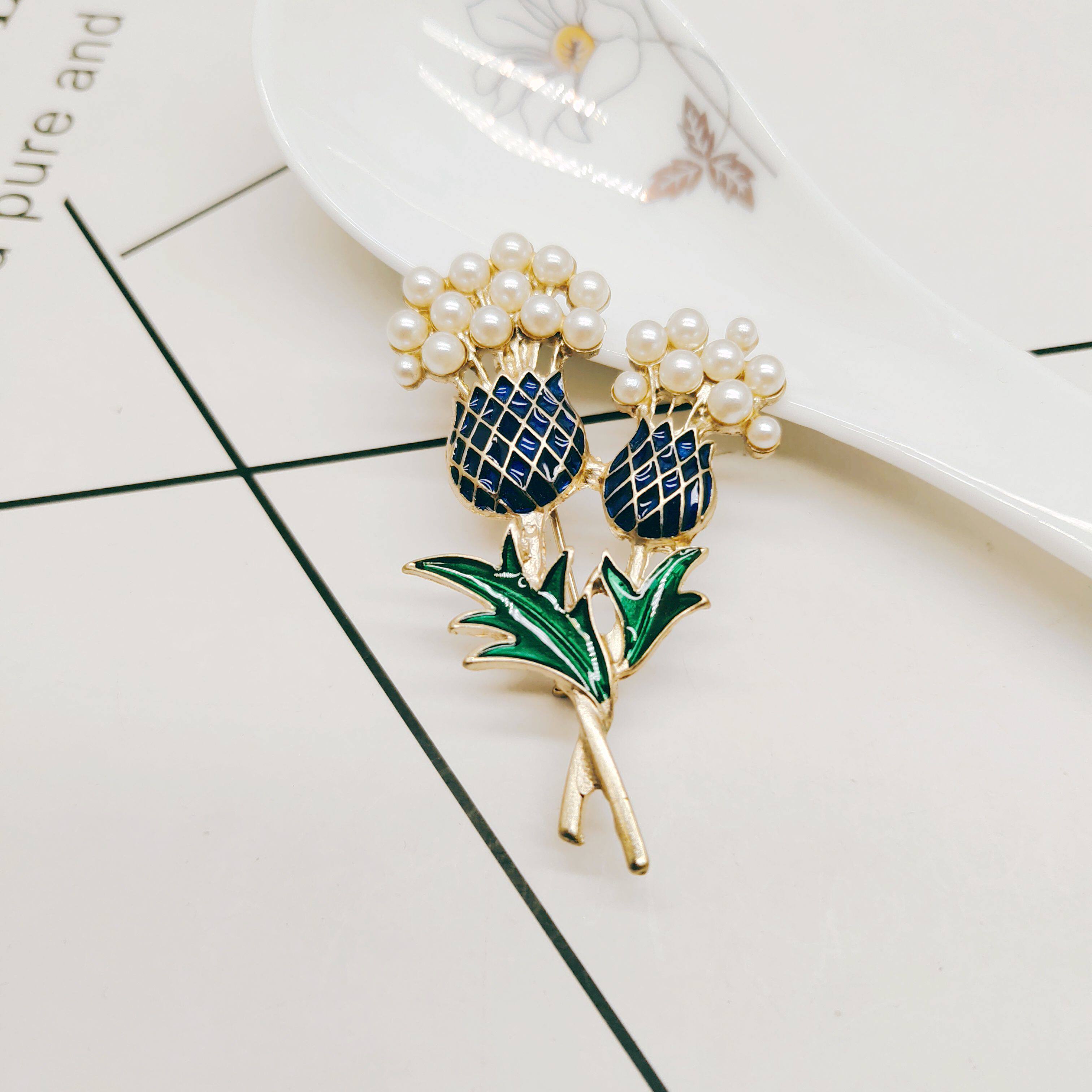 g163夸张质感时尚潮流气质名媛街拍几何滴釉珍珠创意金属胸针女