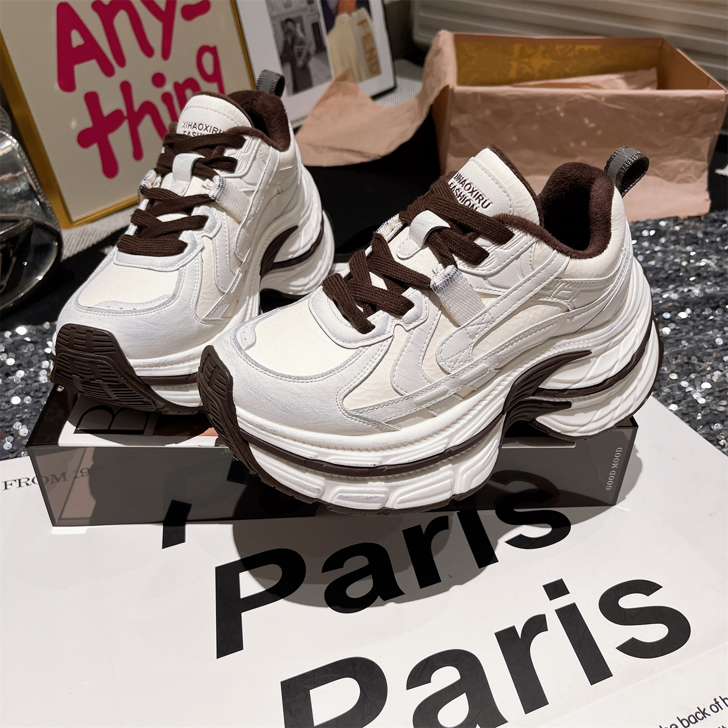 显脚小小白鞋运动鞋增高女鞋