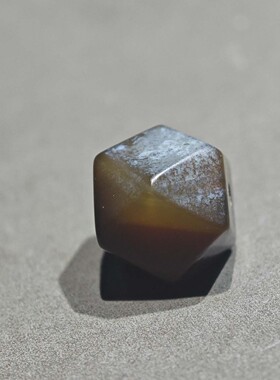 12.3MM藏传唐球唐八棱玛瑙散珠