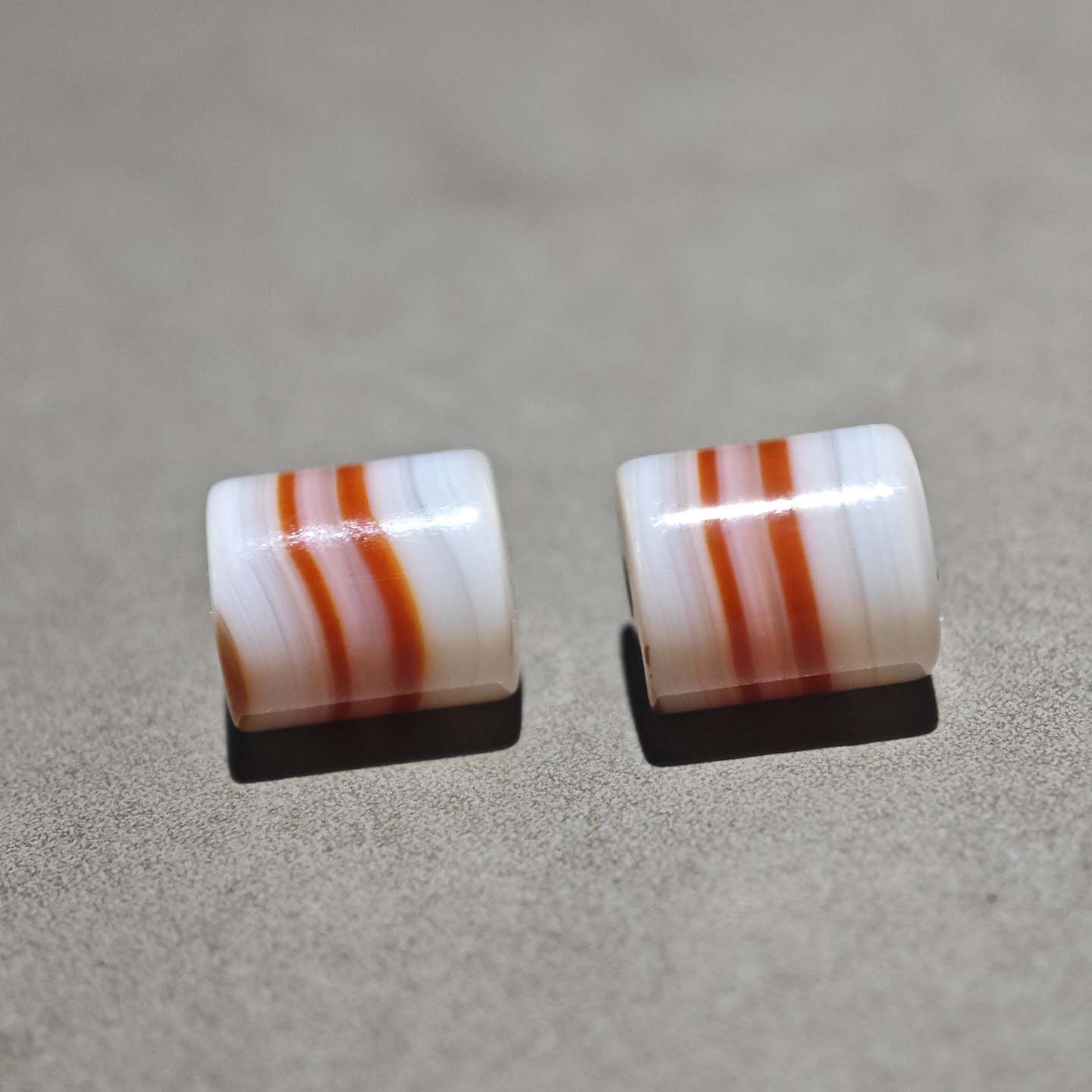 7.5天然朱砂红一线药师玛瑙桶珠剁珠散珠腰珠一对文玩配饰小元素,饰品/流行首饰/时尚饰品新,其他DIY饰品配件,淘宝优惠券,粉丝福利购,淘宝优惠卷