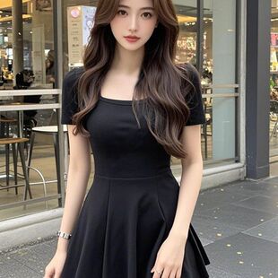 显瘦A字裙 小个子百搭收腰修身 气质御姐风方领短袖 连衣裙子女新款