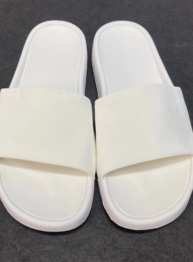 现货2025年夏季新款女士平跟软底日常凉拖鞋休闲时尚白色一字拖