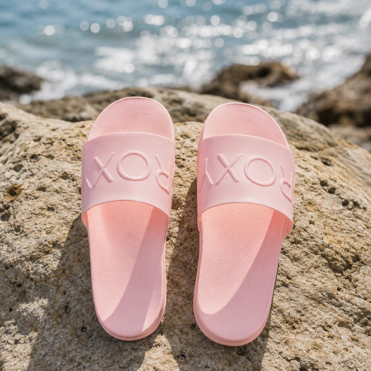 ROXY2026年夏季新款女士平跟外穿日常凉鞋耐磨休闲时尚女童一字拖