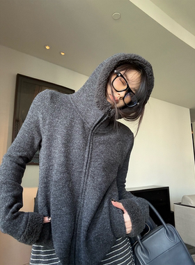 superniniyy 奶芙芙自发热面料羊羔毛双面德绒亲肤温暖连帽卫衣女