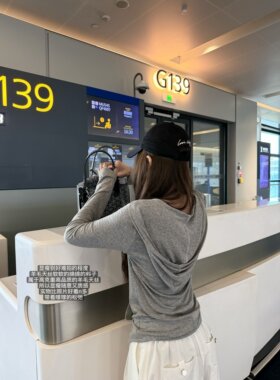 '素颜放空连帽衫'羊毛天丝 不上照却超慵懒好穿显瘦软糯口袋上衣