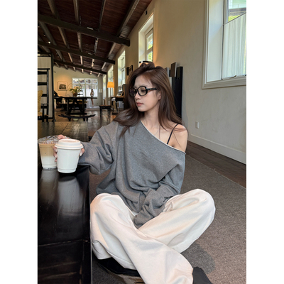 superniniyy 微醺米露 露肩斜肩款松弛感宽松长袖套头卫衣上衣女