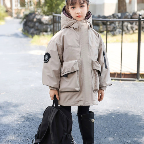 冲锋衣羽绒内胆三合一羽绒服