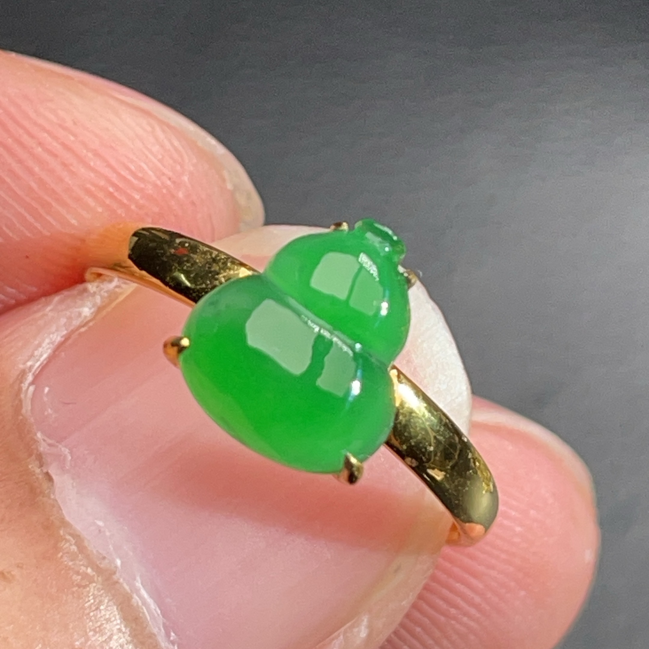 18K金天然翡翠A货-1680满绿葫芦戒指K黄镶嵌珠宝玉石高冰阳绿