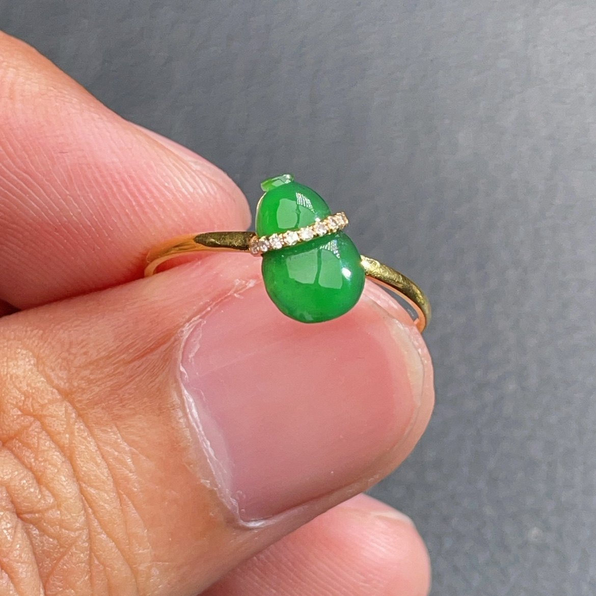 18K金天然翡翠A货-腰带葫芦戒指K黄1380镶嵌钻石满绿阳绿珠宝玉石,珠宝/钻石/翡翠,戒指/指环,淘宝优惠券,粉丝福利购,淘宝优惠卷