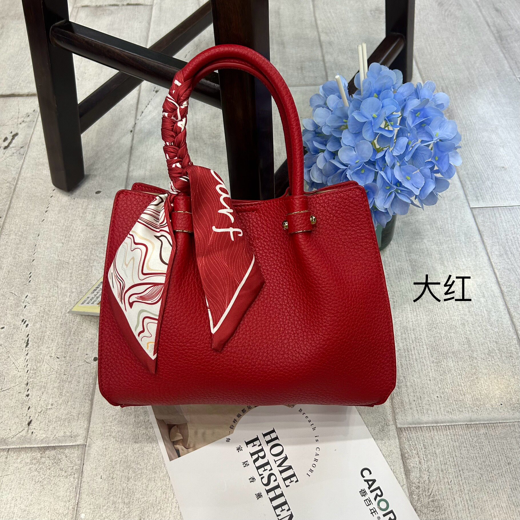 红色婚包新娘丝巾手提托特包大容量通勤包百搭单肩斜挎婚礼妈妈包