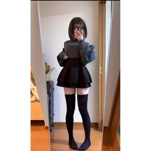 黑色半身裙套装 小众设计感露肩灰色毛衣 复古两件套 寒雾缀星