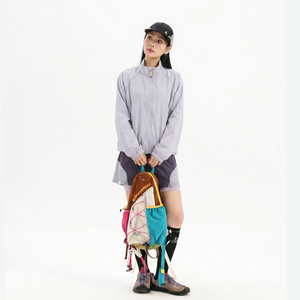 户外休闲运动风拼接设计感防晒服女2026夏季轻量透气撞色立领外套