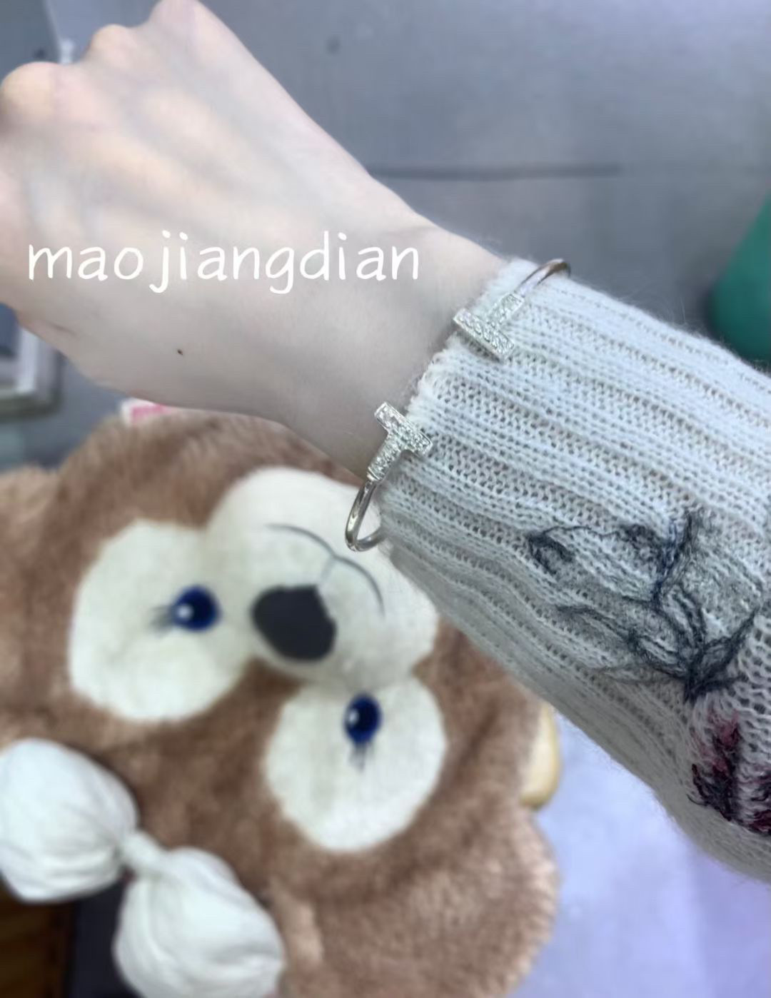 猫酱自制 s999足银手镯素圈简单轻奢精致小姐姐手环手镯带钻微闪