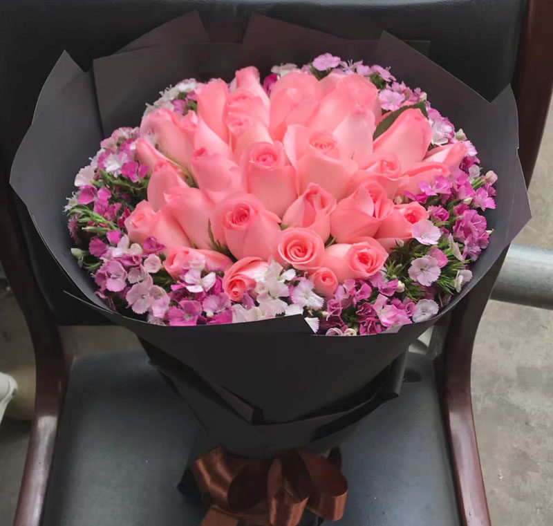 福州鮮花實體店33朵戴安娜粉玫瑰花束同城鮮花速遞女神節送花在類目 鮮花速遞/花卉仿真/綠植園藝, 鮮花速遞(同城)中 - 來自Buy2taobao.com提供專業的淘寶代購服務