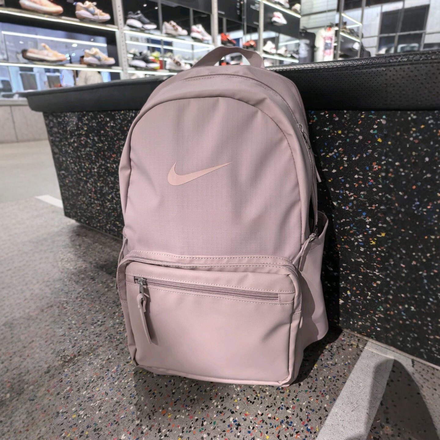正品NIKE耐克运动休闲双肩包后背包学生书包IH7955-627