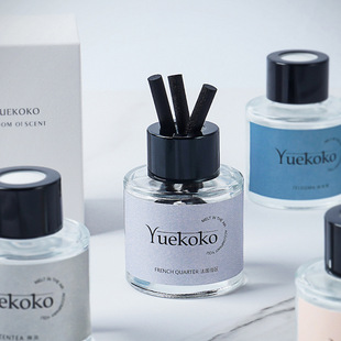 50ml车载香水香薰家车两用无火挥发液持久清新汽车装 饰香氛摆件