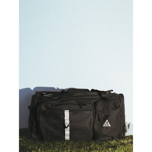 NIKE旅行包正品假1罚5000