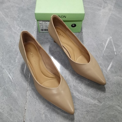品牌正品断码撤柜时尚百搭休闲尖头细跟羊皮女单鞋22677杏色40码