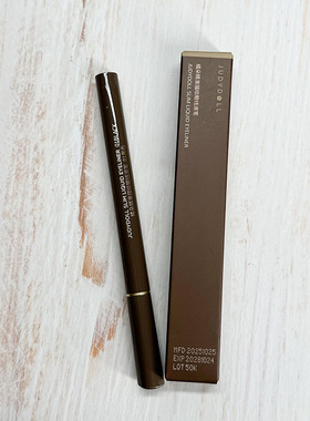 橘朵精准描绘眼线液笔 精准描绘极细流畅黑色显色自然化妆品美妆