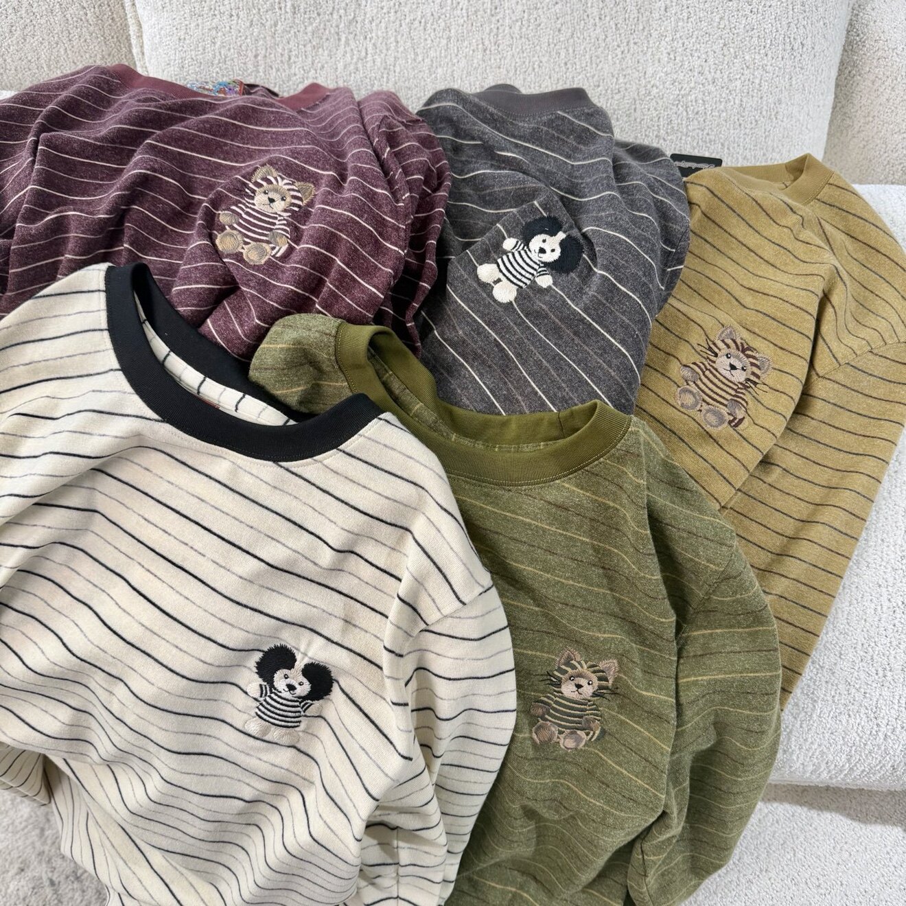 Pandawarks【玩偶条纹刺绣】 软绵绵亲肤舒服秋冬叠搭bi备打底衫