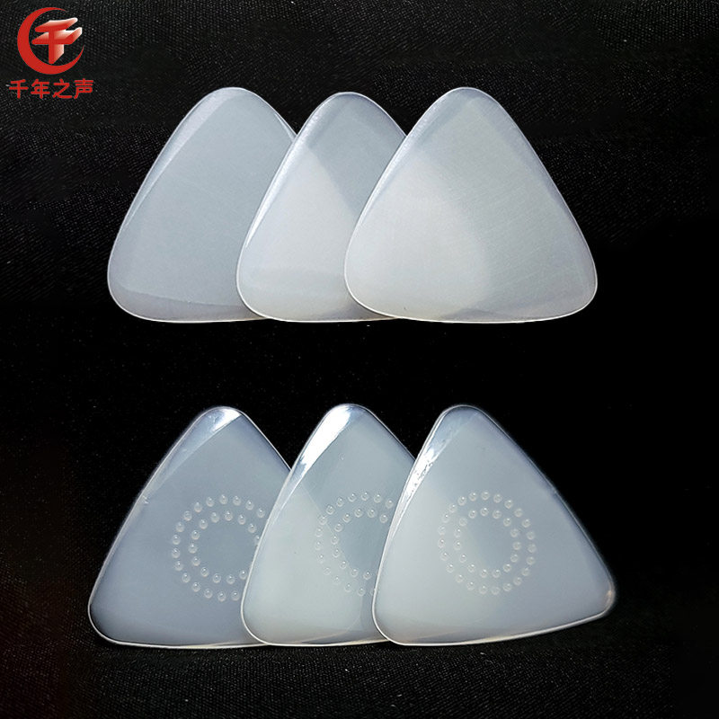 进口尼龙中阮拔片柳琴月琴弹片三角形吉他拔片长条赛璐璐拔弦工具