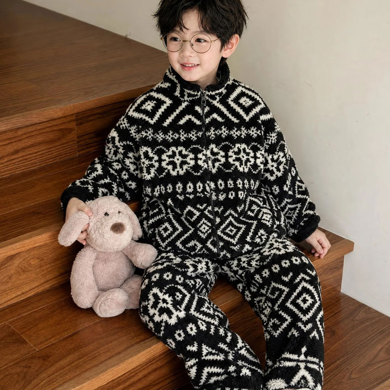 秋冬季儿童法兰绒睡衣加厚保暖男女孩立领拉链中大童家居服套装