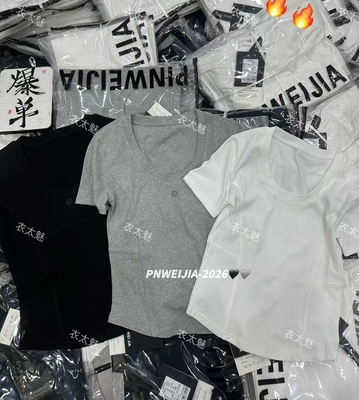 6226款2026早春新款修身欧货短袖净版T恤新款蚂蚁字母时尚短款