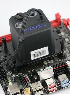 alphacool solo 泵+水箱+CPU冷头 迷你一体式  省空间