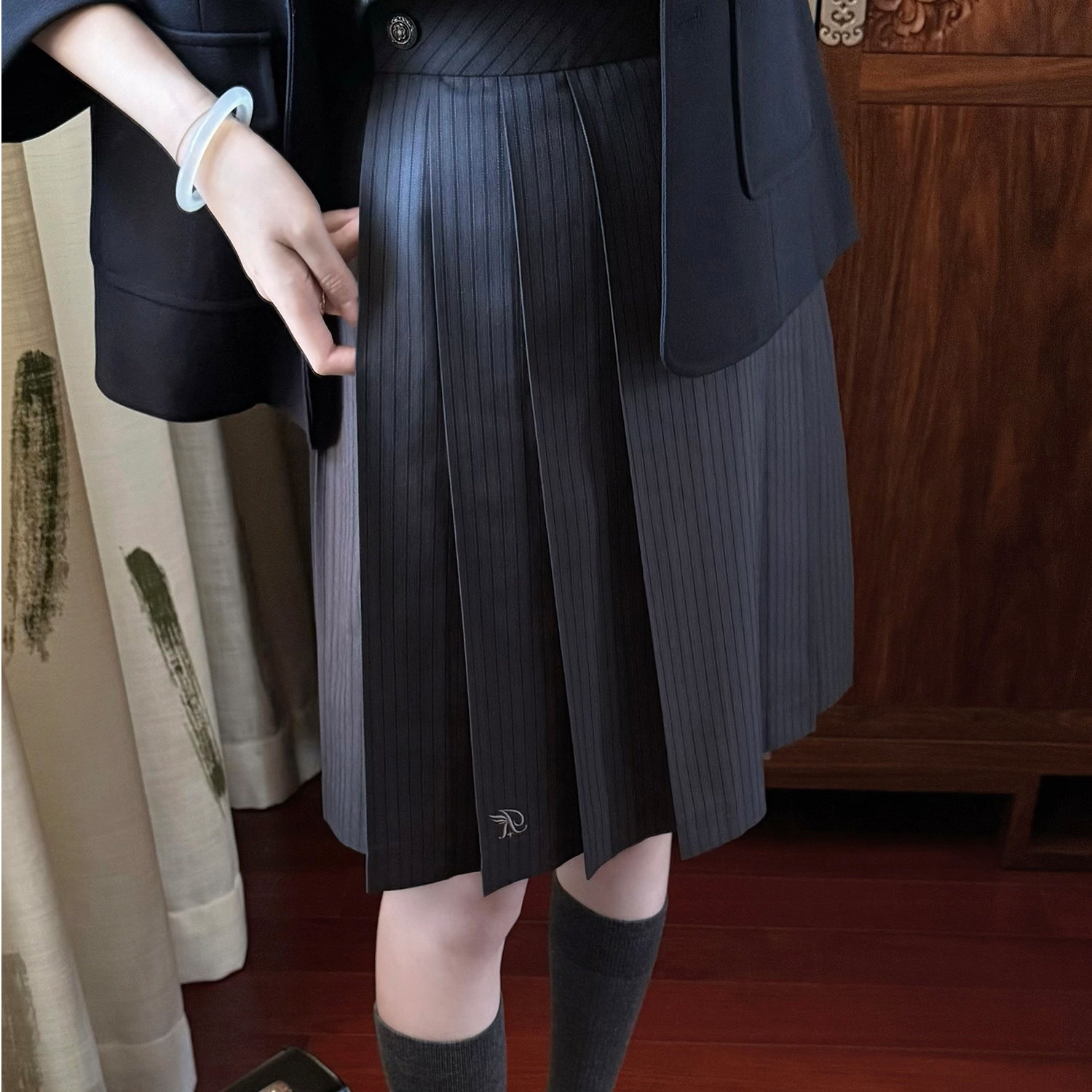 12.22晚8点开售 月下弦格裙  jk制服校供感a字型刺绣裙深灰格jk裙